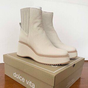 Dolce Vita platform boot Ivory Women's size 8.5